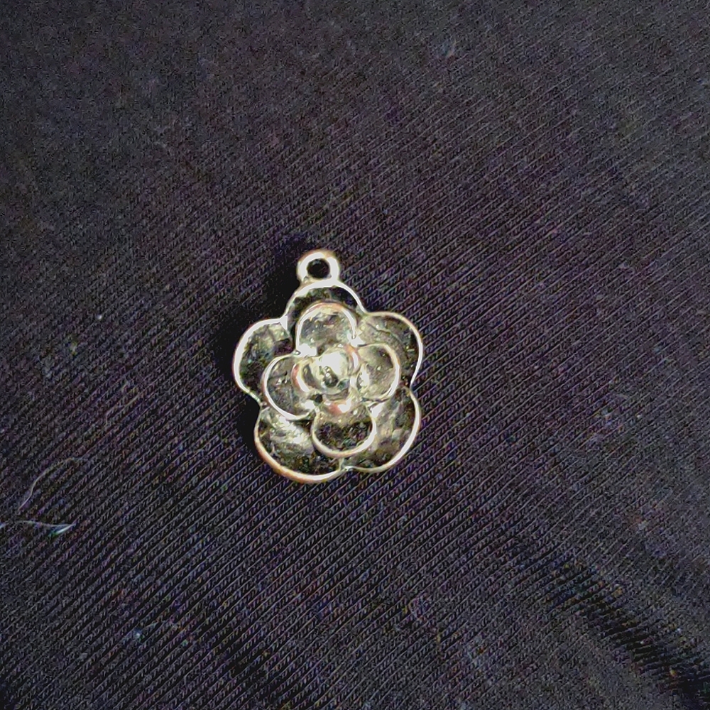 Silver Rose Blossom Charm 🌸